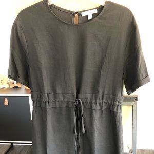 Knee length boxy dress with waist tie